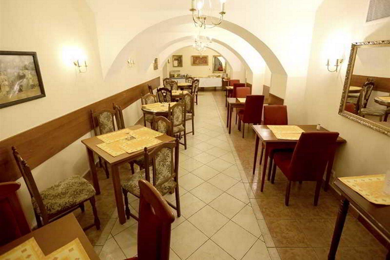 Hotel Donatello Praag Buitenkant foto
