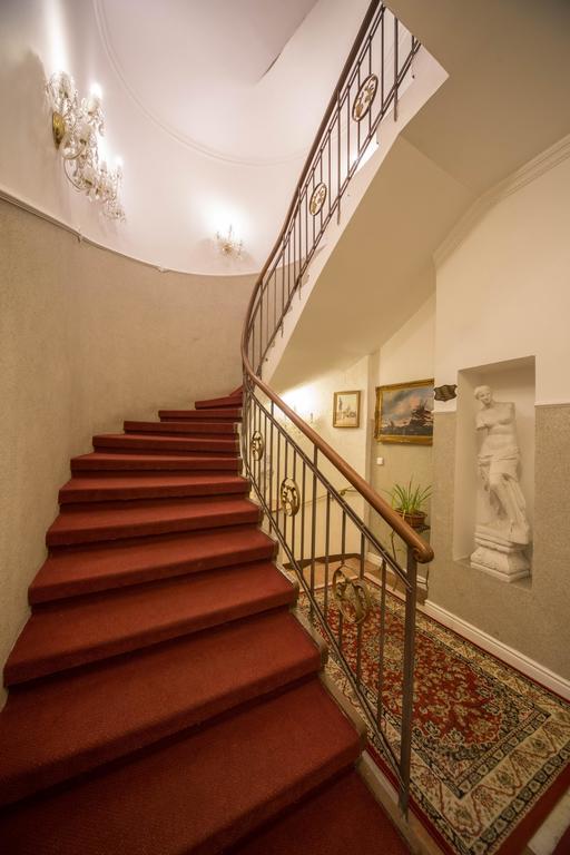 Hotel Donatello Praag Buitenkant foto