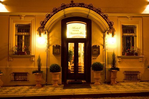 Hotel Donatello Praag Buitenkant foto