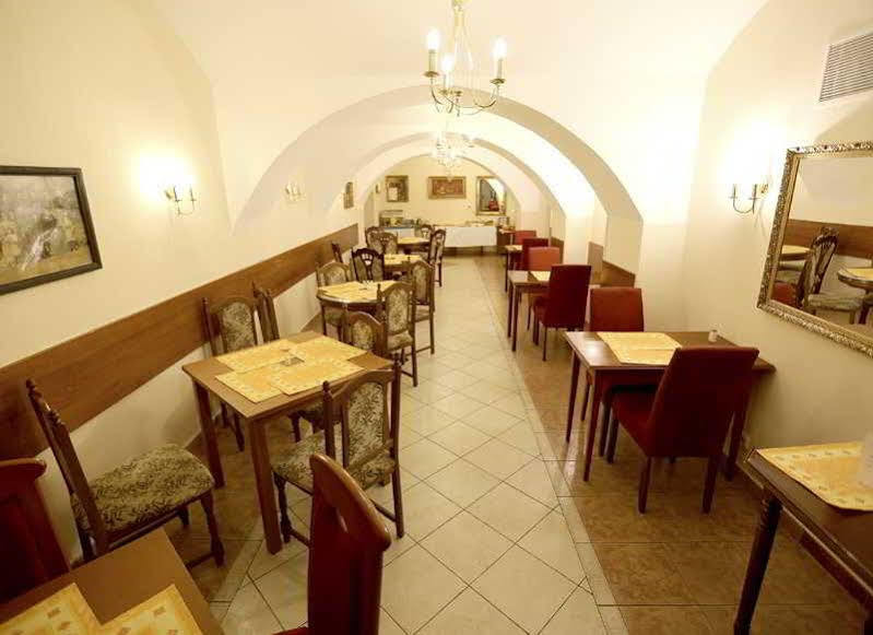 Hotel Donatello Praag Buitenkant foto