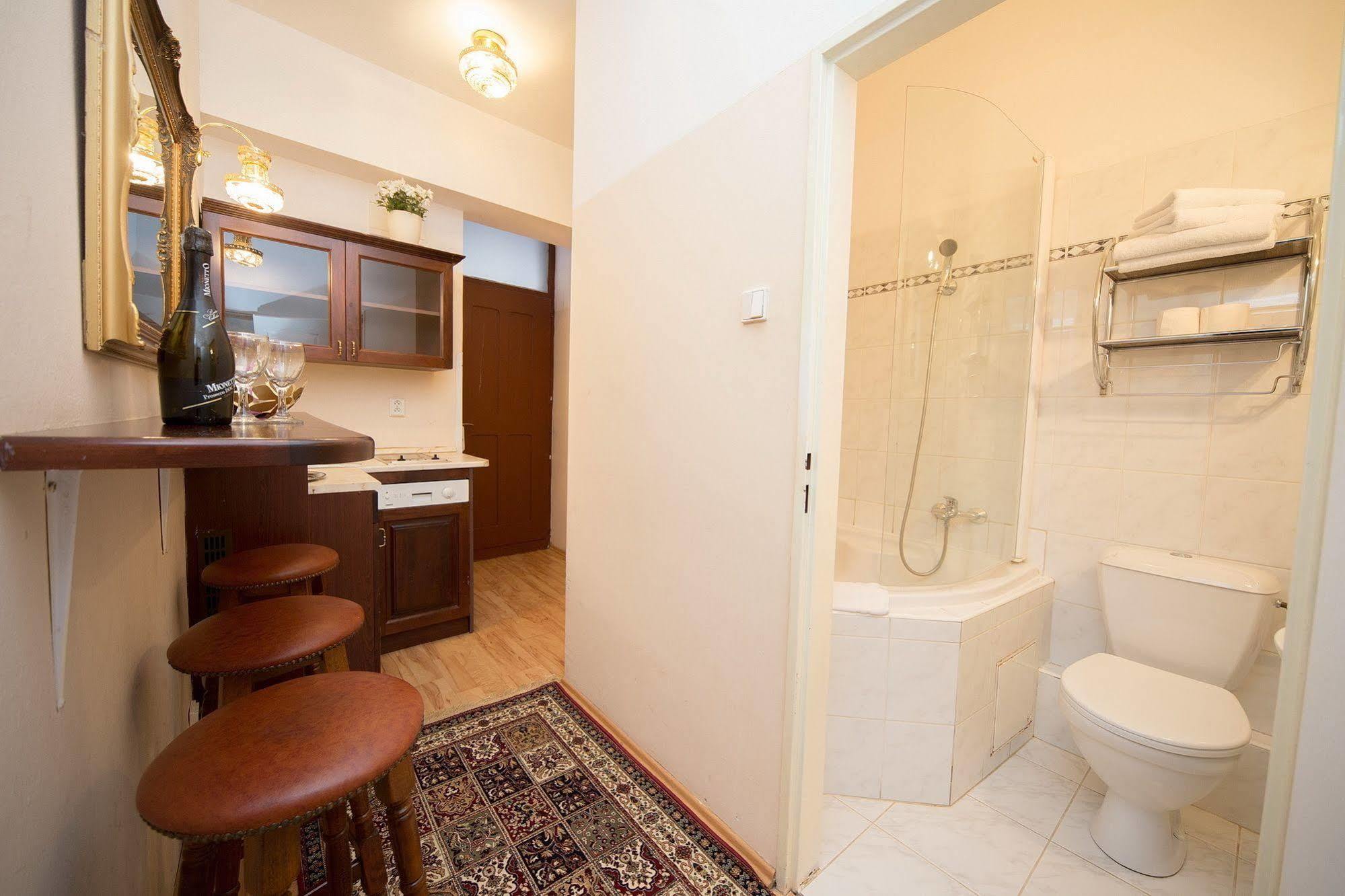 Hotel Donatello Praag Buitenkant foto