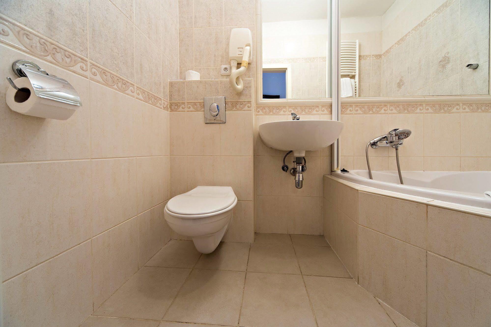 Hotel Donatello Praag Buitenkant foto