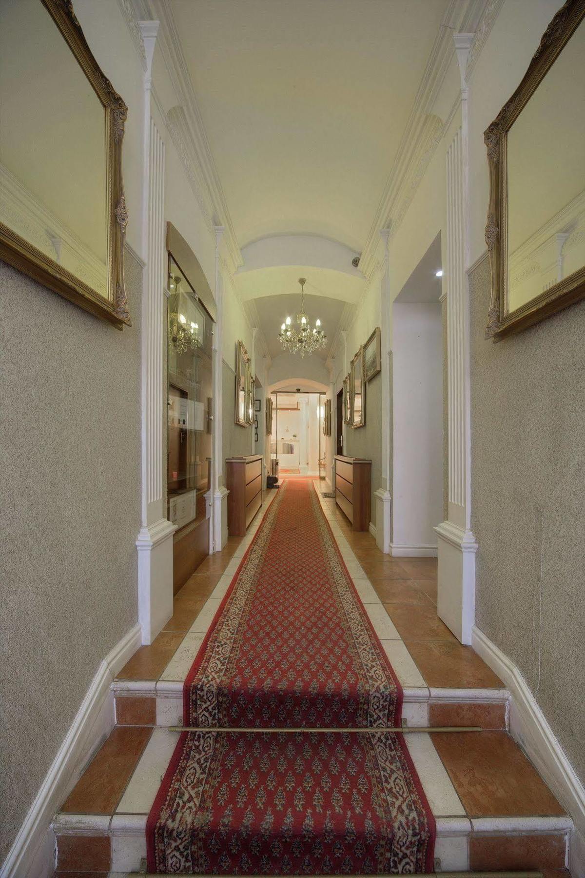 Hotel Donatello Praag Buitenkant foto